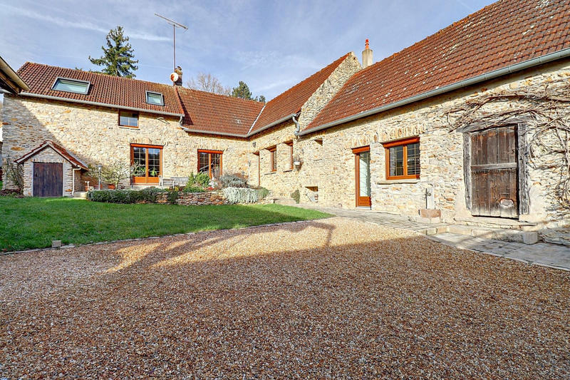 Maison ancienne - 152 m² - 6 pièces