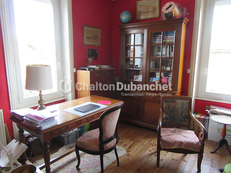 Maison - 170 m² - 8 pièces