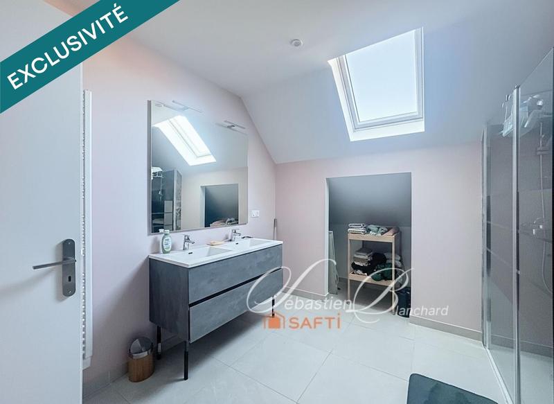 Maison - 269 m² - 8 pièces