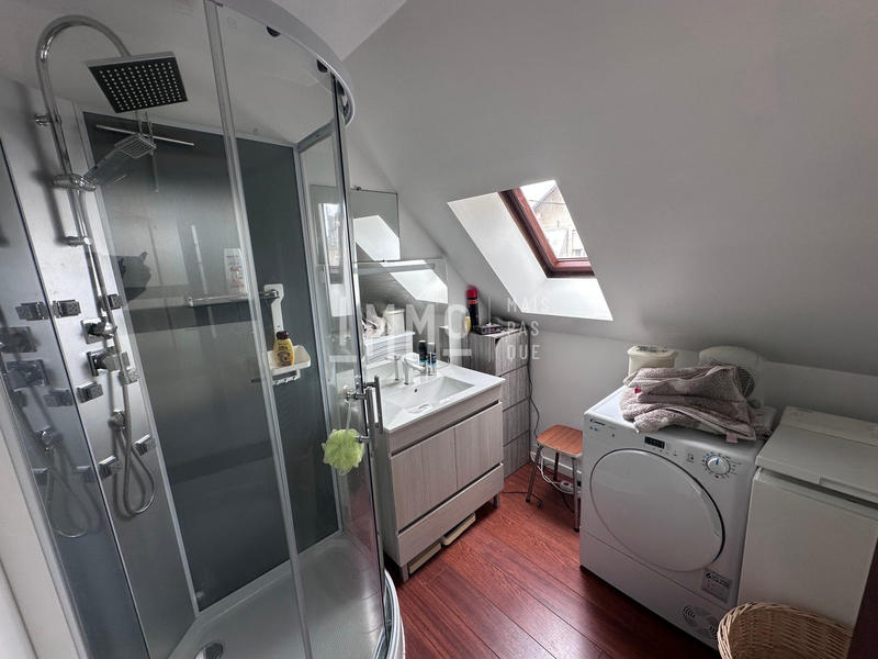 Maison - 90 m² - 3 pièces