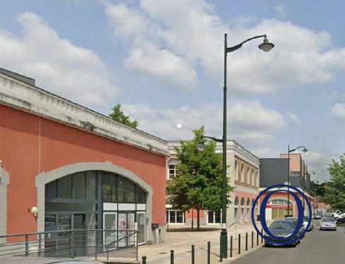 Local commercial - 142 m²