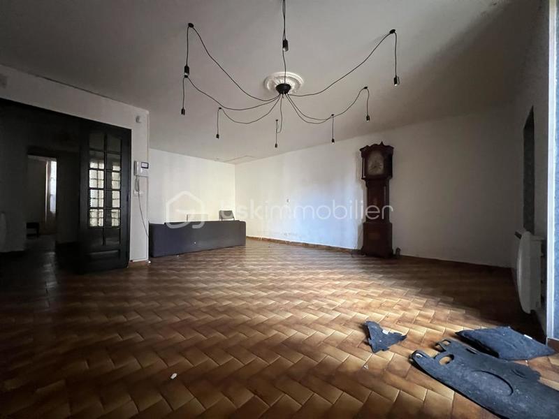 Immeuble - 353 m² - 11 pièces