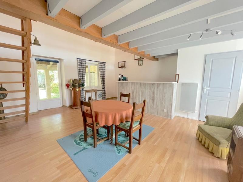 Maison - 265 m² - 12 pièces