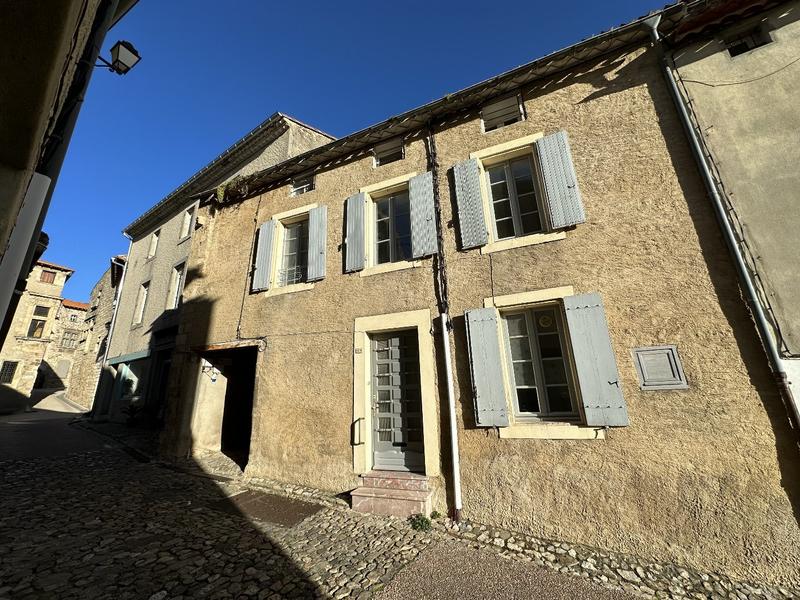 Maison de village - 84 m² - 3 pièces