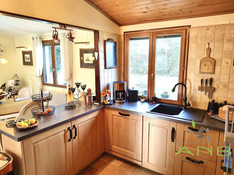 Maison - 96 m² - 4 pièces