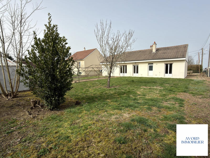 Maison - 95 m² - 5 pièces