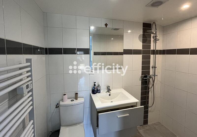 Maison - 88 m² - 4 pièces