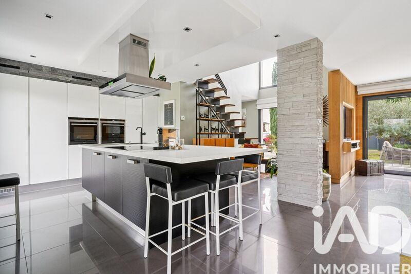 Maison de maîtres - 175 m² - 8 pièces