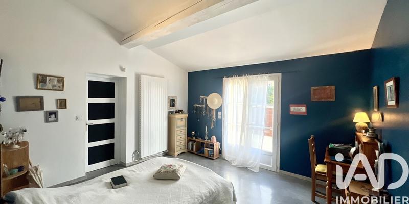 Maison - 209 m² - 7 pièces