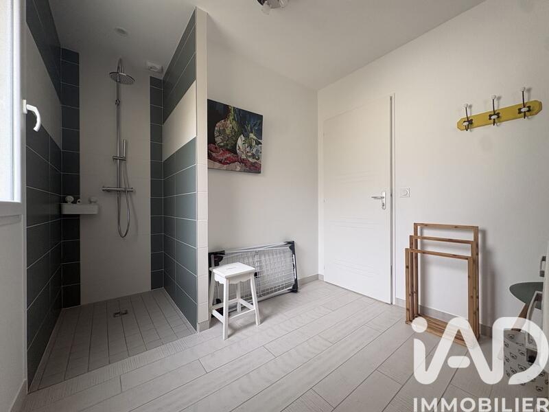 Maison - 170 m² - 6 pièces
