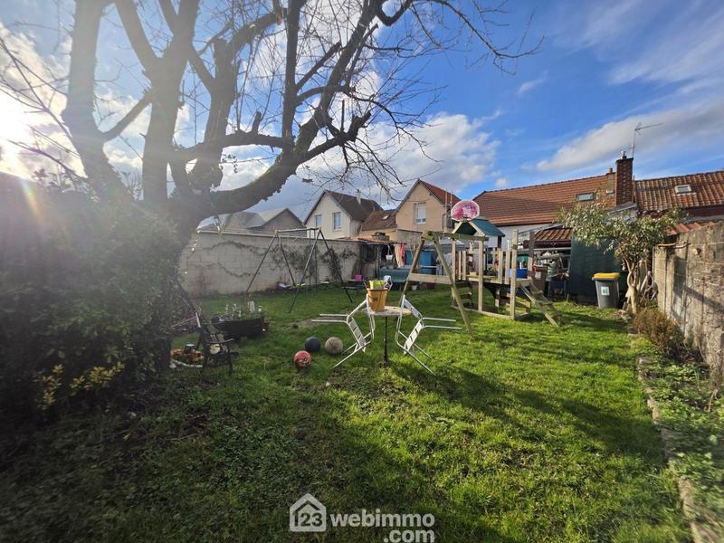 Maison - 120 m² - 4 pièces