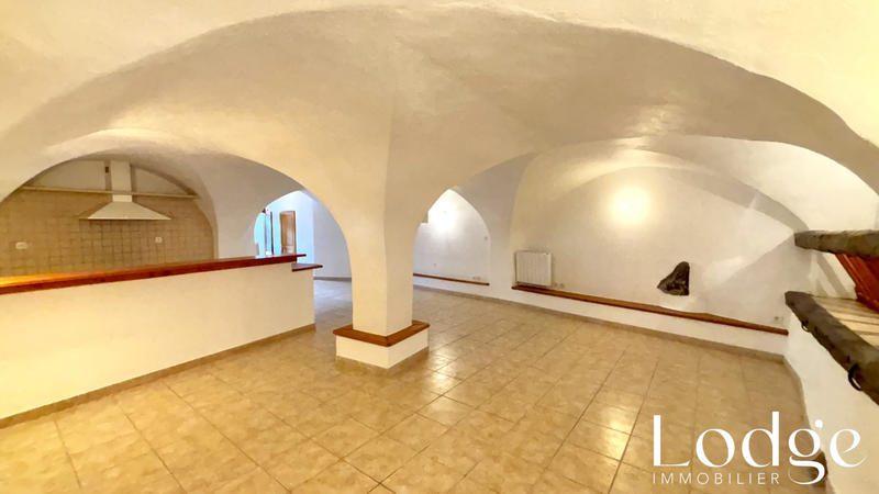 Appartement - 77 m² - 2 pièces