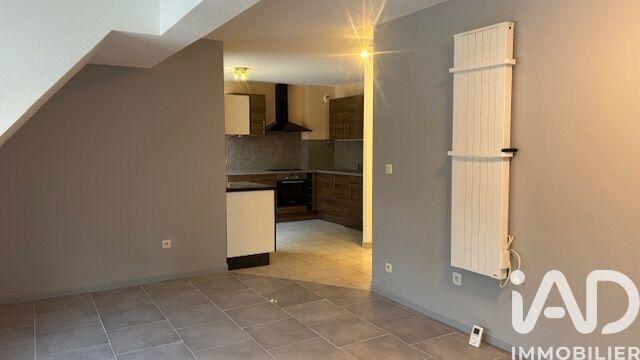 Appartement - 85 m² - 3 pièces