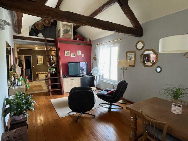 Maison - 210 m² - 5 pièces