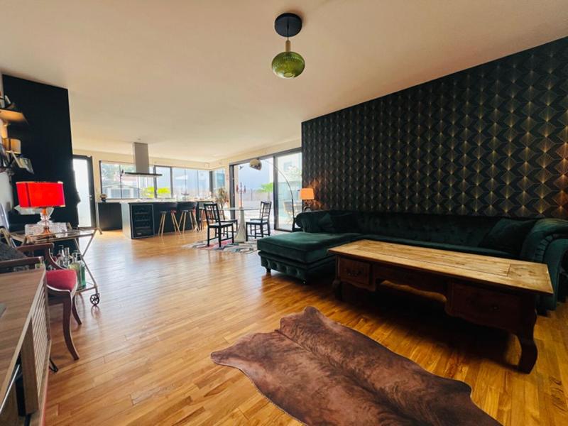 Maison - 125 m² - 4 pièces