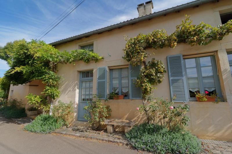 Maison - 290 m² - 11 pièces