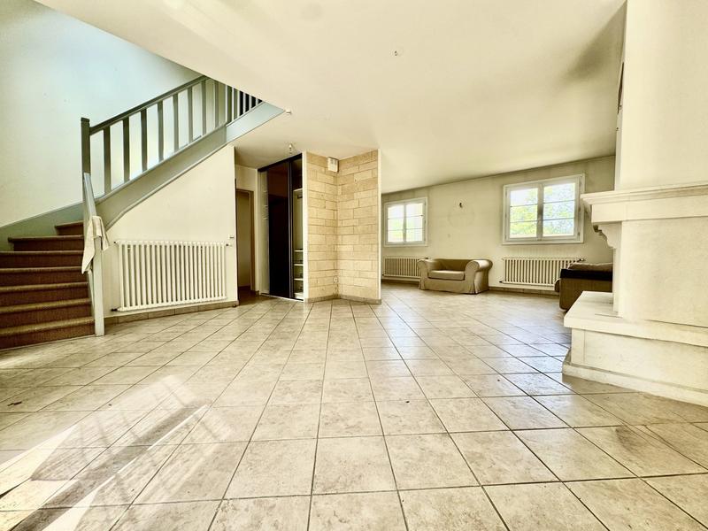 Maison - 170 m² - 6 pièces