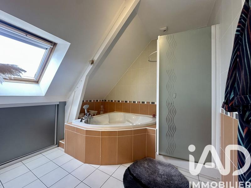 Maison - 156 m² - 7 pièces