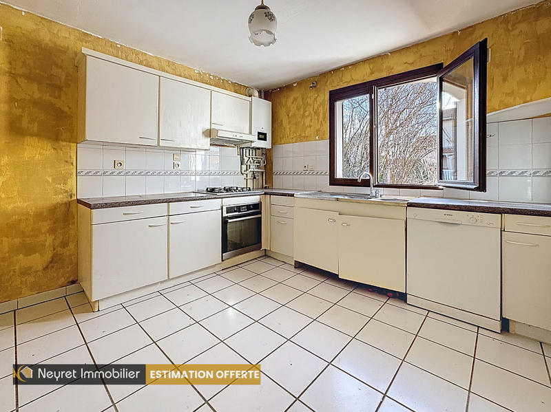 Maison - 120 m² - 5 pièces