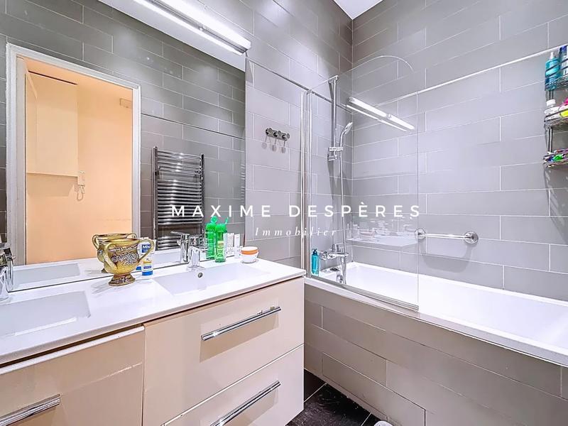 Appartement - 137 m² - 4 pièces