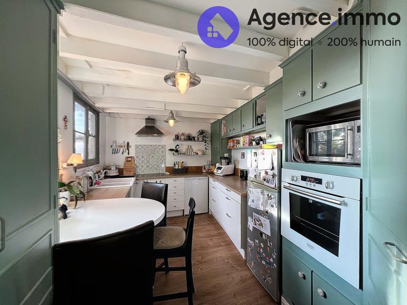 Maison ancienne - 349 m² - 6 pièces