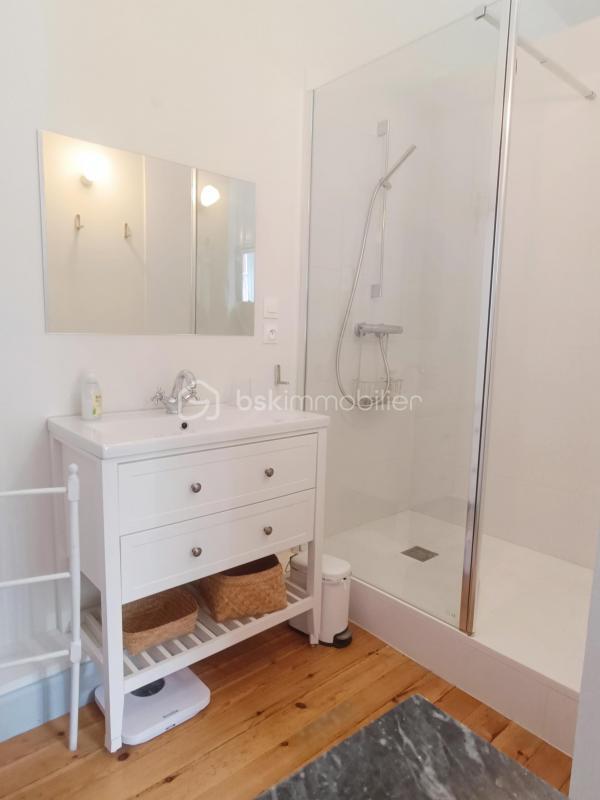 Hôtel particulier - 210 m² - 7 pièces