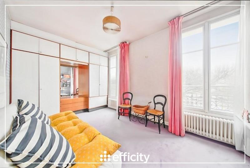 Maison bourgeoise - 261 m² - 13 pièces