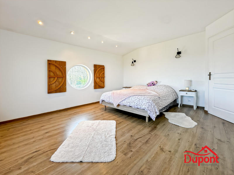 Maison - 150 m² - 5 pièces