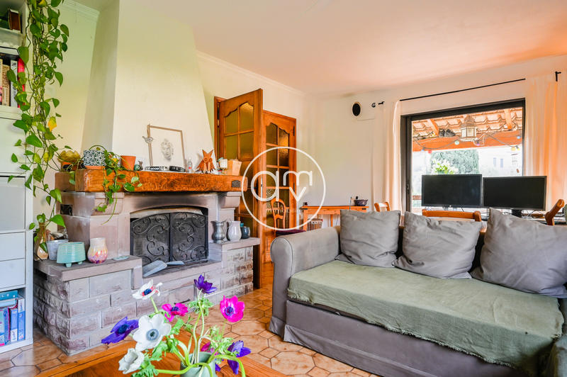 Maison - 110 m² - 6 pièces