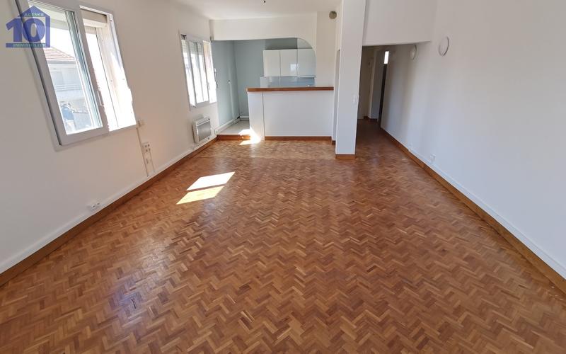 Appartement - 82 m² - 3 pièces