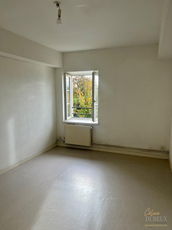 Appartement - 85 m² - 3 pièces