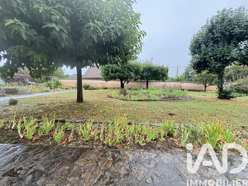 Maison - 200 m² - 8 pièces