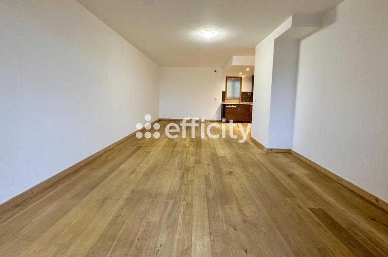 Appartement - 108 m² - 5 pièces