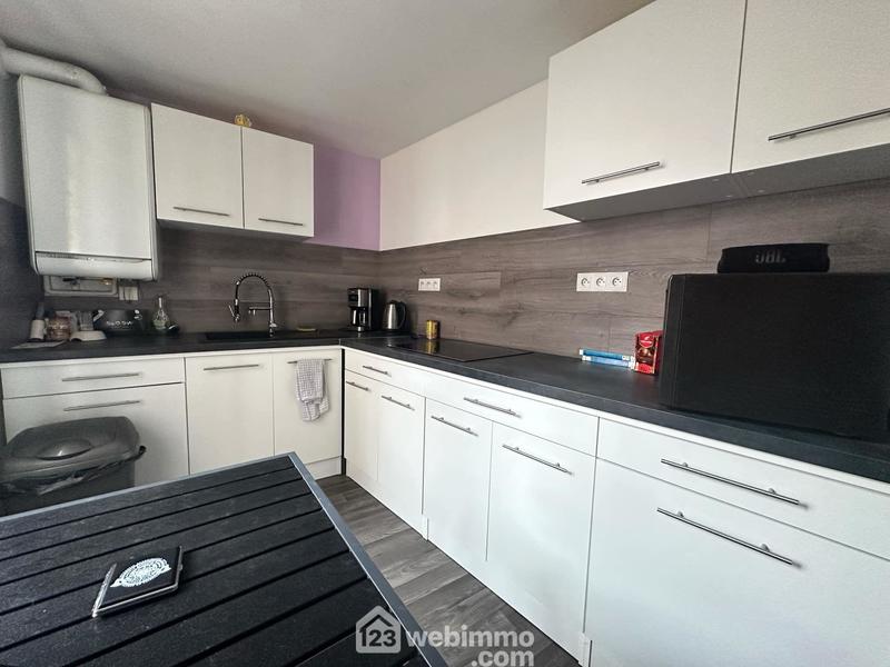 Immeuble - 341 m² - 16 pièces