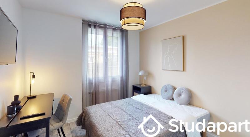 Chambre - 12 m² - 1 pièce