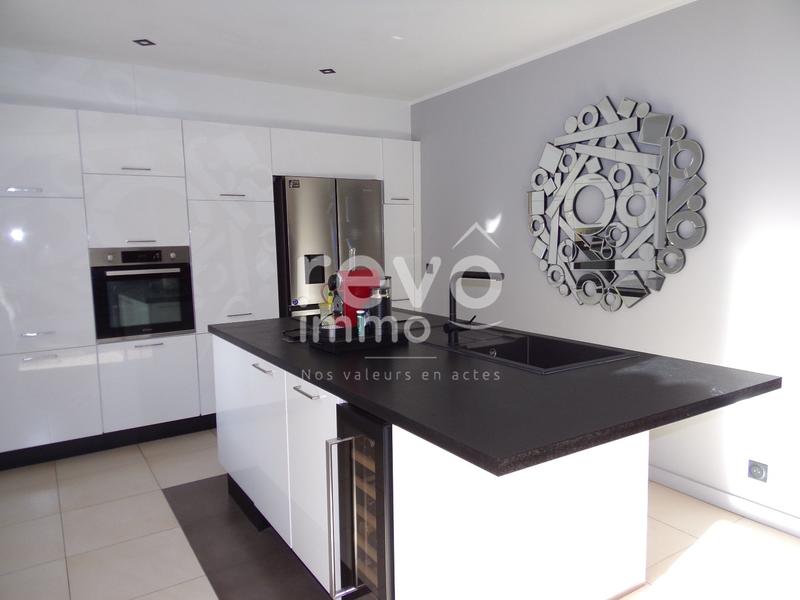 Villa - 170 m² - 6 pièces