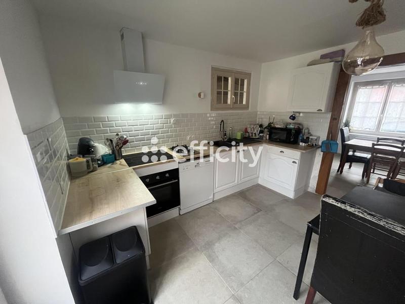 Maison - 85 m² - 4 pièces