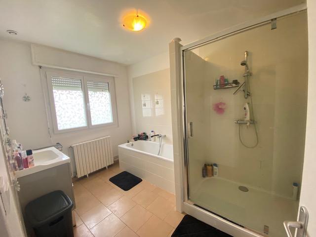 Villa - 80 m² - 4 pièces