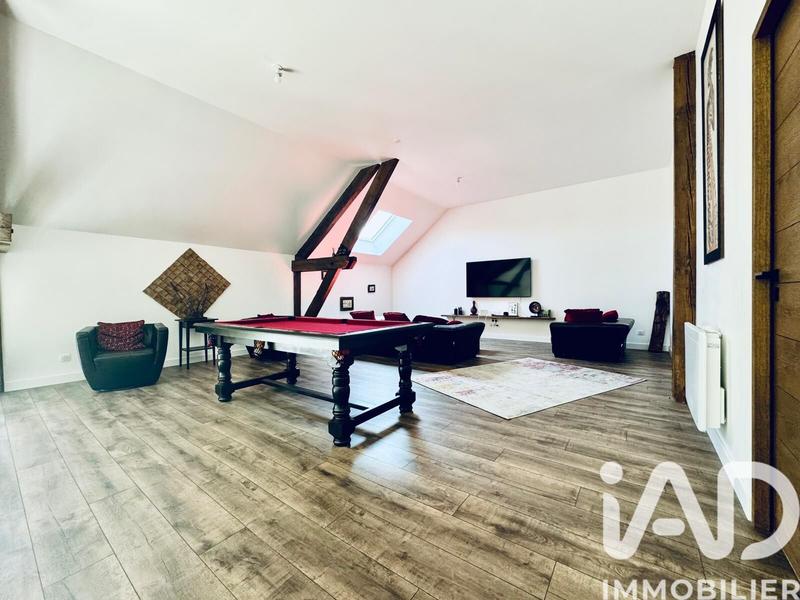 Maison de village - 242 m² - 7 pièces