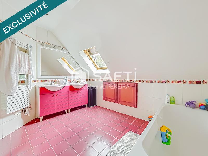 Maison - 142 m² - 6 pièces