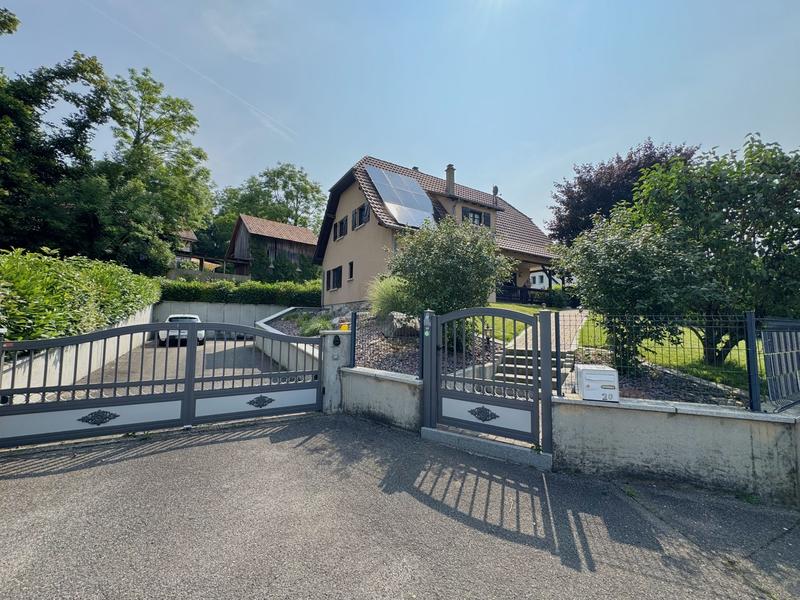 Maison - 136 m² - 6 pièces