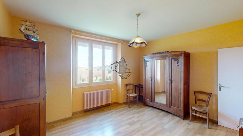 Maison - 105 m² - 5 pièces