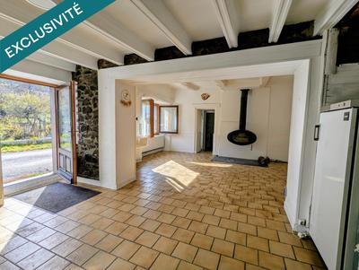 Maison - 88 m² - 4 pièces