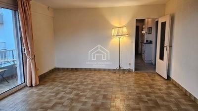 Appartement - 104 m² - 4 pièces