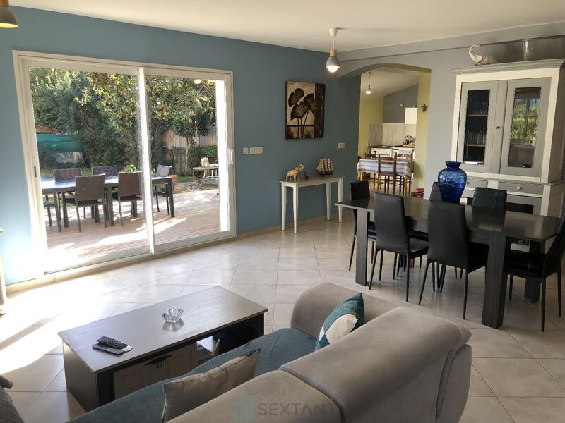 Maison - 101 m² - 5 pièces