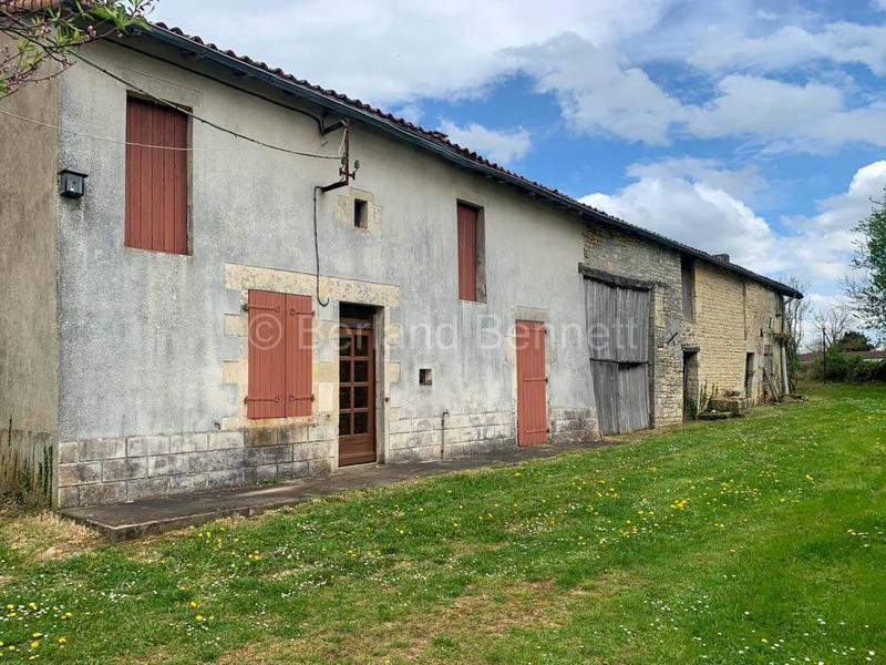 Maison en pierre - 222 m² - 8 pièces