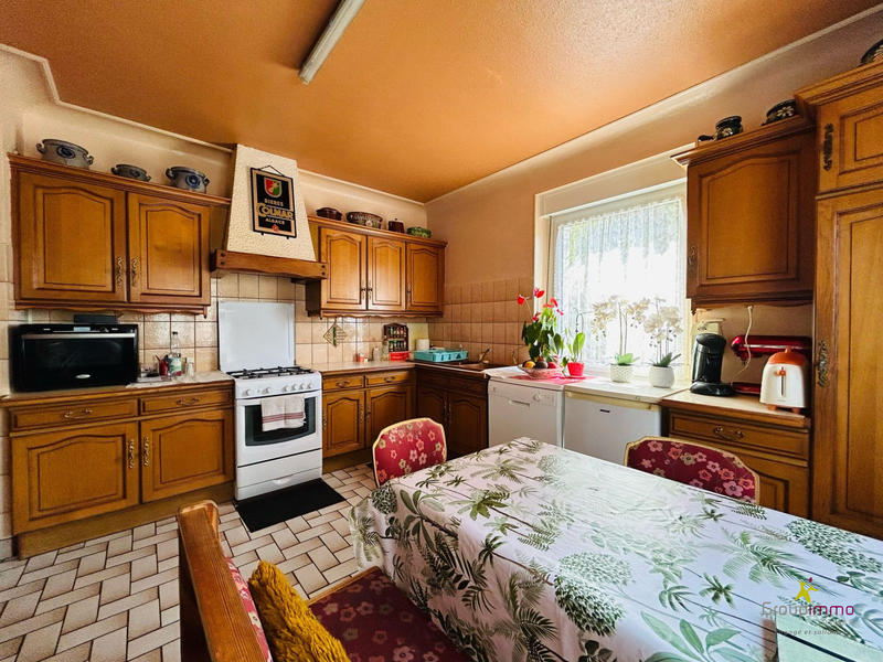 Maison traditionnelle - 135 m² - 5 pièces