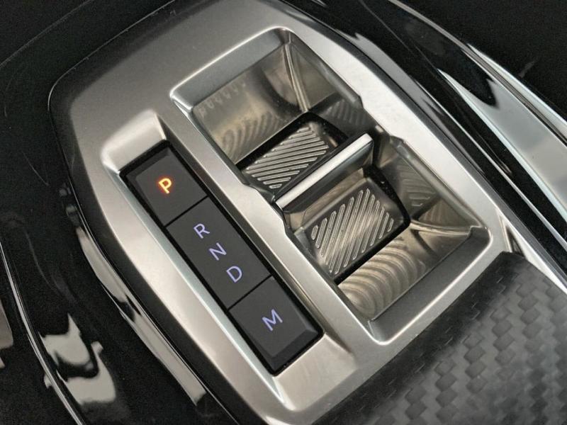 Peugeot 2008 II Hybrid 145 e-Dcs6 Allure