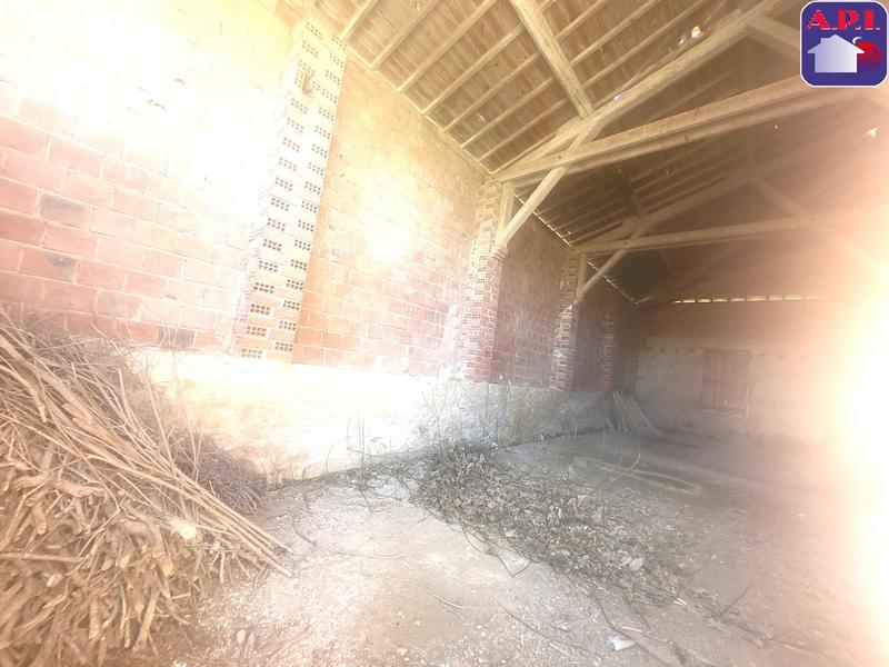 Grange - 100 m² - 1 pièce