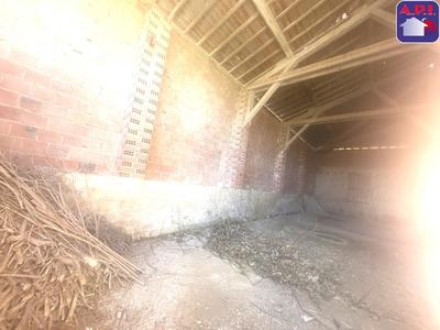 Grange - 100 m² - 1 pièce